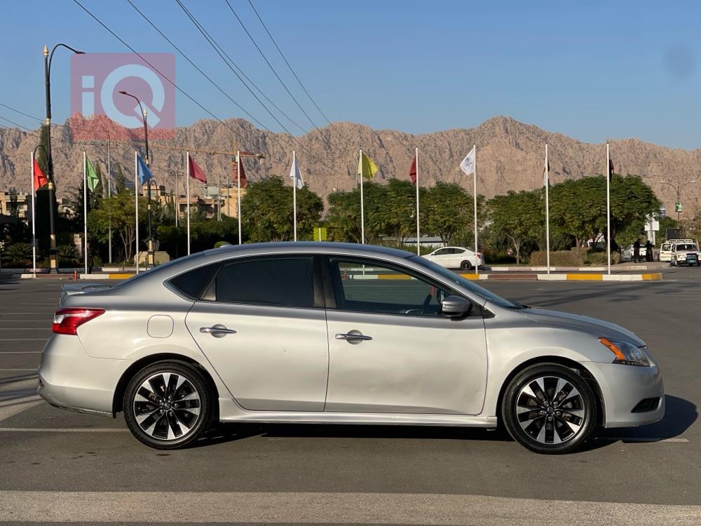 Nissan Sentra